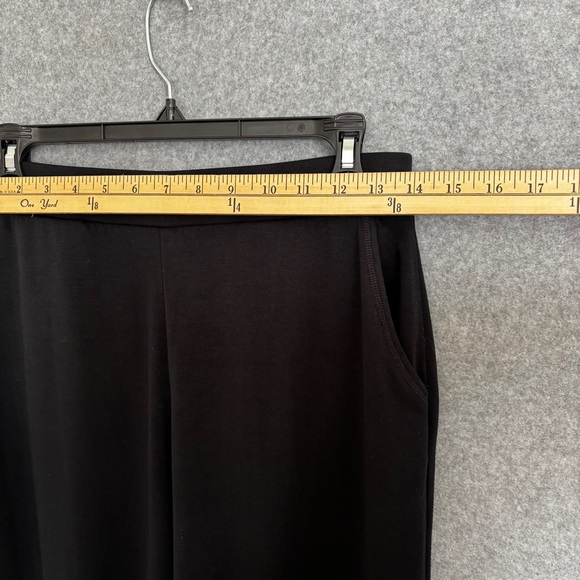 Westwood Jogger Pants with Pockets Small Black - Picture 7 of 14